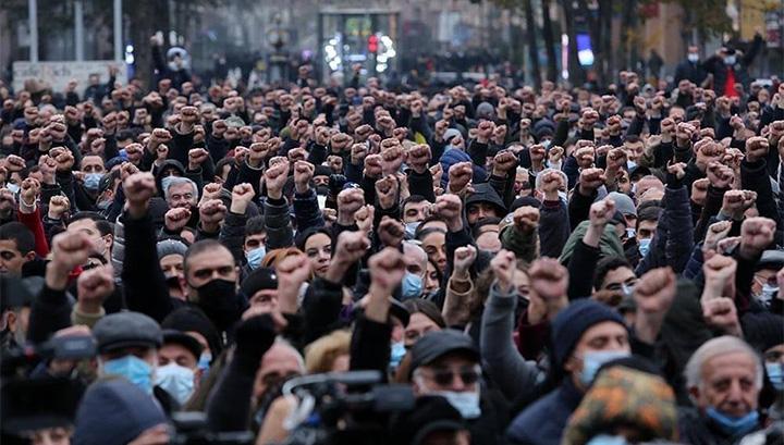 Փաշինյանը, կառչելով փրփուրներից, փորձում է մեր ժողովրդին դրդել քաղաքացիական բախումների․ Հայրենիքի փրկության շարժում