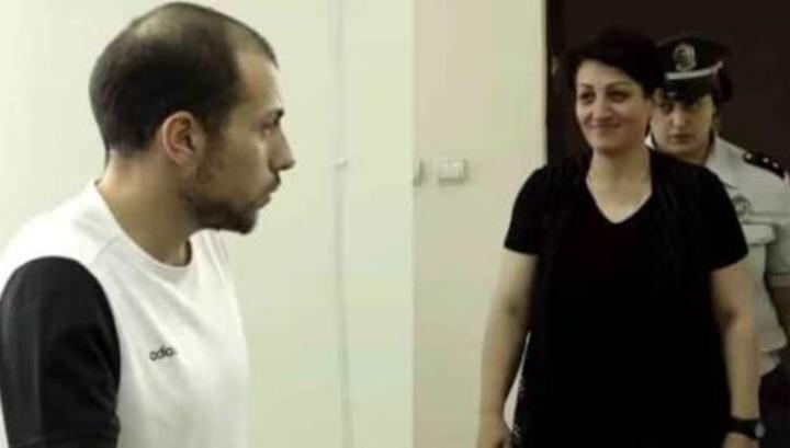 Աշոտ Փաշինյանի գործը որպես «մահակ է պահում» զոհված զինվորների ծնողների գլխին․ «Ժողովուրդ»