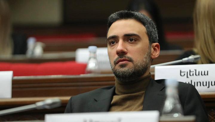 Այսօր ներկայացնելու եմ պատգամավորի մանդատից հրաժարվելու իմ դիմումը․ Արամ Վարդևանյան