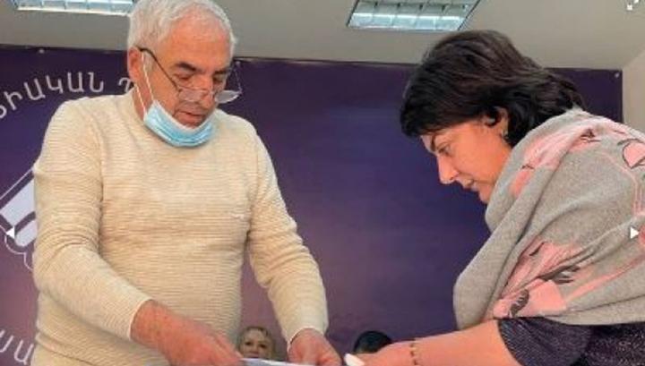 Ինչո՞ւ Նիկոլ Փաշինյանը կաշառեց մարտի 1-ի զոհերի հարազատներին. 7or.am