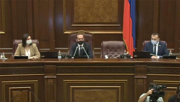 Խորհրդարանը փոփոխություն է անում 5 օրենքում՝ արտահերթ կարգով․ ՈւՂԻՂ