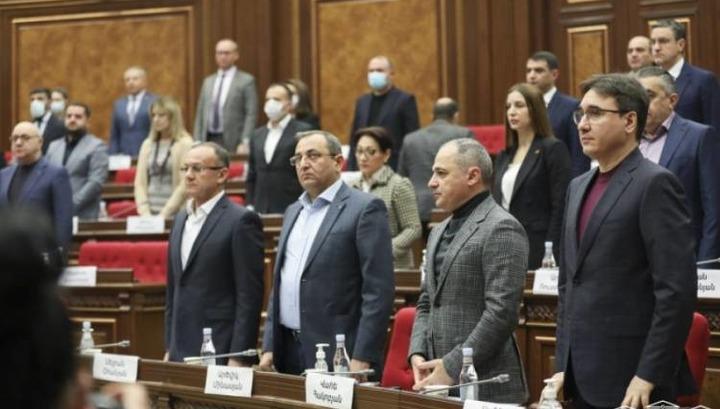 Առաջարկվում է Հայոց Ցեղասպանության փաստը հերքողների համար քրեական պատիժ սահմանել․ «Հրապարակ»