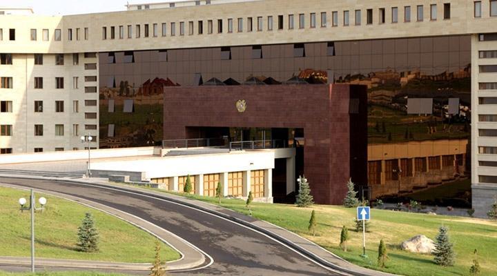 Հայ և ադրբեջանցի զինծառայողների միջև միջադեպի մասին համացանցում տարածվող տեսանյութը հին է. ՊՆ