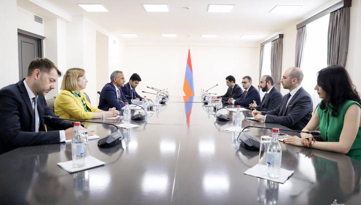 Միրզոյանն ԱՄՆ պետքարտուղարի տեղակալին է ներկայացրել խաղաղության պայմանագրի կնքման ուղղությամբ ջանքերը