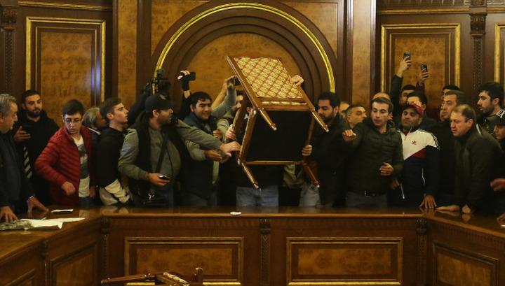 Եռակողմ հայտարարության հրապարակմանը հաջորդած զանգվածային անկարգությունների քրգործով կա 54 մեղադրյալ