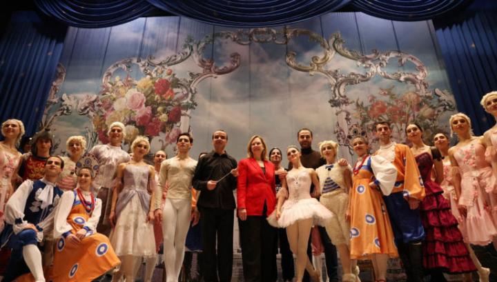 ԱՄՆ դեսպանը դիտել է «Մարդուկ-ջարդուկ» ներկայացումը, բայց թատրոնում