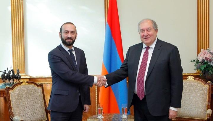 Արմեն Սարգսյանը օրենքը չի ուղարկի Սահմանադրական դատարան․ «Հրապարակ»