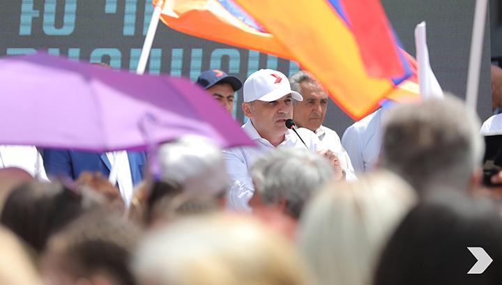 Մենք իրար հետ ունենք փայլուն ապագա առանց Նիկոլի և նիկոլիզմի. Վահե Հակոբյան