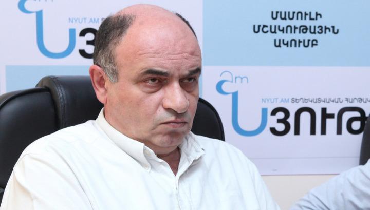 Իշխանությունը զբաղված է շոուների միջոցով կեղծ օրակարգեր ներմուծելով․ քաղաքագետ