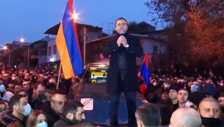 Մենք մինչև երեքշաբթի օրը ժամը 12-ը ժամանակ ենք տալիս, որ Նիկոլը հրաժարական տա և հեռանա. Իշխան Սաղաթելյան