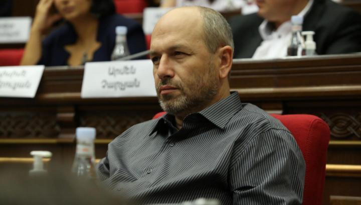 Այս ինչ եք անում․ Ոչնչի՞ց դաս չեք քաղում․ Գեղամ Նազարյան