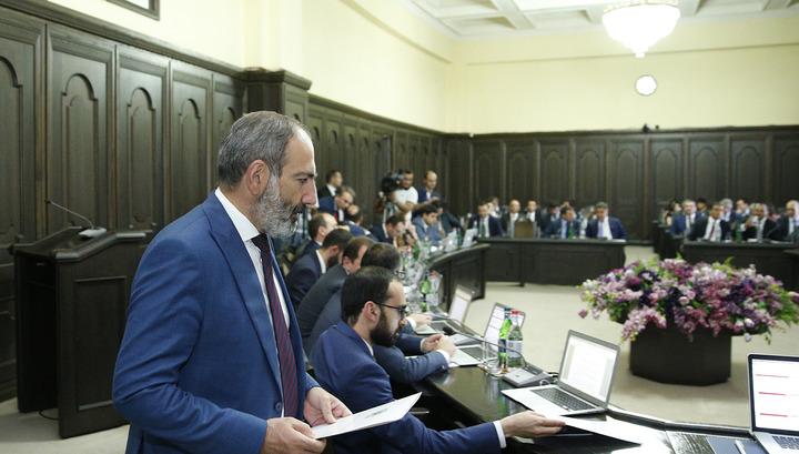 Պաշտպանվել սեփական կառավարությունից