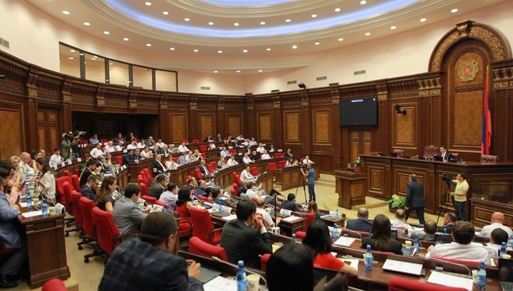 Ամեն ինչ անում են, որ Վահրամ Ավետիսյանի ընտրության հարցը ԱԺ չհասնի․ «Ժողովուրդ»