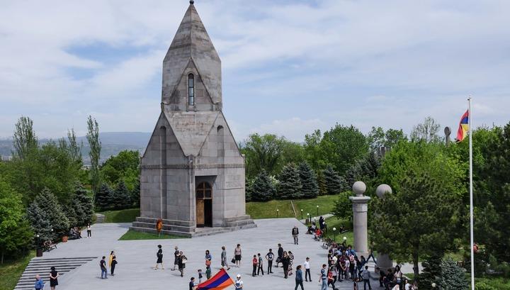 Պարետատունը հորդորում է «Եռաբլուր» այցելել փոքր խմբերով