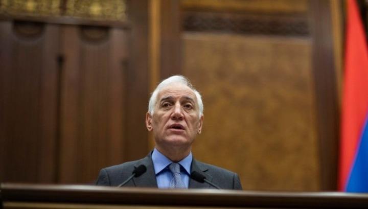 Նախագահի աշխատակազմը լոգոյի համար 790 հազար դրամ է հատկացրել․ «Ժողովուրդ»