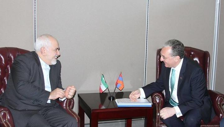 Հայաստանի և Իրանի ԱԳ նախարարները քննարկել են կորոնավիրուսի դեմ պայքարը