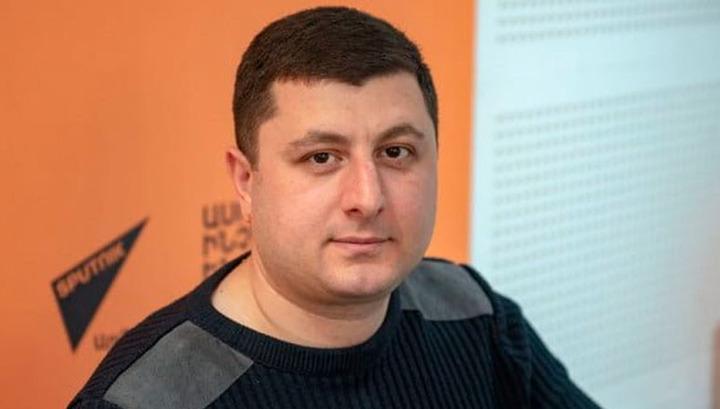 Պետությունը վերջնական տապալելու ամենակարճ ճանապարհը զինված ուժերի կազմաքանդումն է. Տիգրան Աբրահամյան