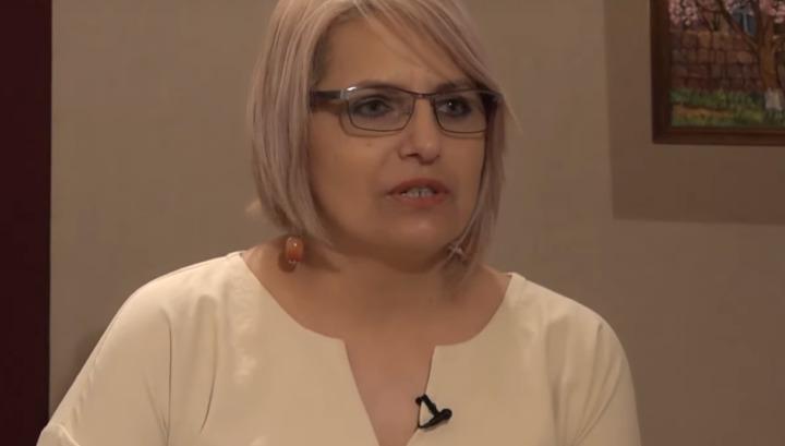 Հրաժարվում եմ այն եկեղեցուց, որն իր նահատակ զավակների հոգեհանգստի պատարագը նրանց սպանողների հետ է անում. Կարին Տոնոյան