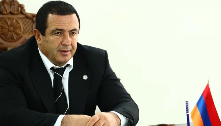 Ես ամաչում եմ, որ այսպիսի վարչապետ ունենք․ Գագիկ Ծառուկյան