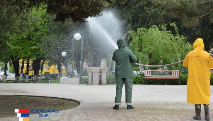 Ախտահանման աշխատանքներ՝ Ստեփանակերտի բանուկ փողոցներում