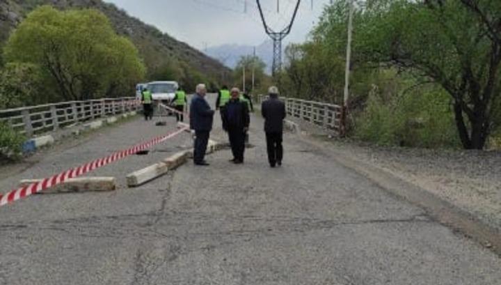 Փլուզման վտանգի պատճառով Գետափի կամրջով երթեւեկությունը միակողմանի է դարձել