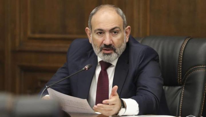 Փարիսեցիություն․ «Հրապարակ»