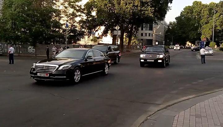 Նոր նախագծով պաշտոնյայի ավտոշարասյանն իրավունք կտրվի անսահմանափակ արագությամբ երթևեկել