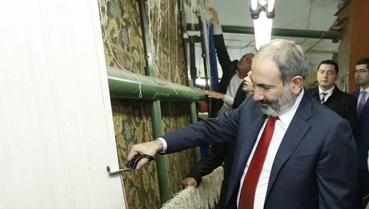 Արցախյան գորգերը՝ կառավարական շենքում․ «Հրապարակ»