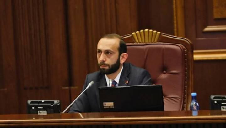 Իմ մոտ տպավորություն է, որ սա ավելոդ միջոցառում է․ Միրզոյանը՝ Բադասյանին