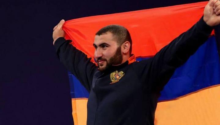 Ծանրամարտիկ Սիմոն Մարտիրոսյանը ազատվեց պարտադիր զինծառայությունից