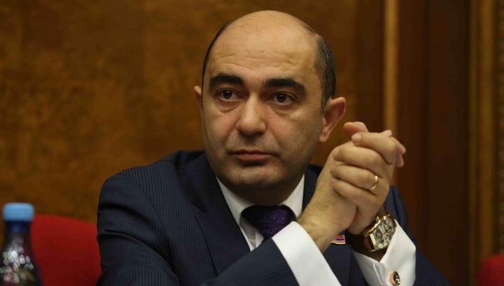 Ինչպես էր Էդմոն Մարուքյանը զբաղվում տրանսսեքսուալների իրավունքների պաշտպանությամբ. politik.am