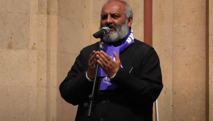 Բաղրամյան գնալու ժամն էլ կգա, ինչպես անսպասելի հայտնվեցինք Կիրանցում, այդպես էլ այնտեղ կգնանք․ Բագրատ սրբազան