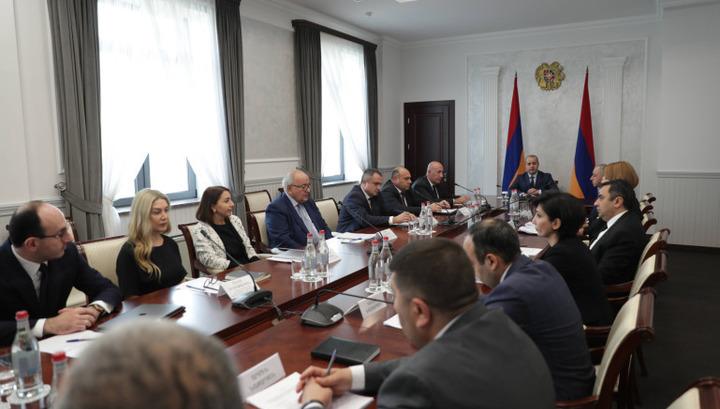 ԱԱԾ-ում տեղի է ունեցել գերիների, պատանդների և անհայտ կորած անձանց հարցերով զբաղվող միջգերատեսչական հանձնաժողովի առաջին նիստը