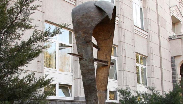 Դրամի արժևորման և ֆինանսական կայունության իրական պատճառները