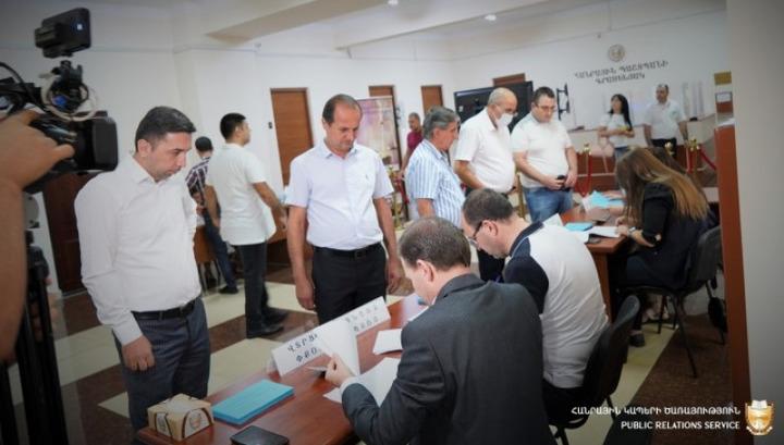 Փաստաբանների պալատի նախագահի ընտրությունը՝ «լակմուսի թուղթ». «Փաստ»