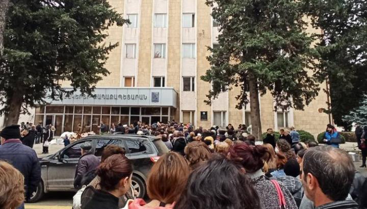 «68 հազարների» ծրագիրը դադարեցվել է. 80 հազար արցախցի՝ սոցիալական աղետի առաջ. Hraparak.am