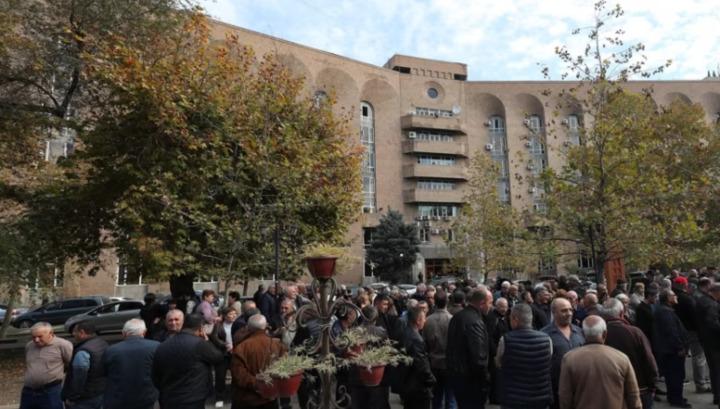 ԼՂ-ից տեղահանվածները կենսաթոշակ կստանան բնակության վայրի հասցեով հաշվառված լինելու դեպքում