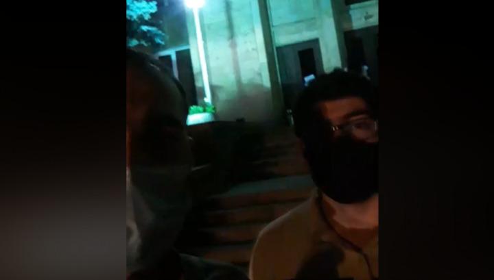 «Զավթված է»․ գիշերն ակցիա է տեղի ունեցել ՍԴ մոտ