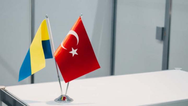 Կանգնած եմ բարեկամ Ուկրաինայի ժողովրդի կողքին. Բայրաքթար