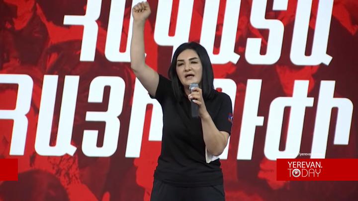 Մենք այս խամաճիկ իշխանություններին պետք է ցույց տանք, որ Արցախն ու Հայաստանը միասնական են. Մետաքսե Հակոբյան